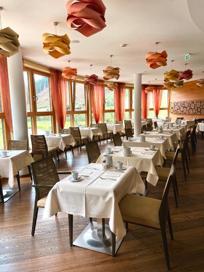 Spa Hotel Zedern Klang Hopfgarten in Defereggen Exterior photo