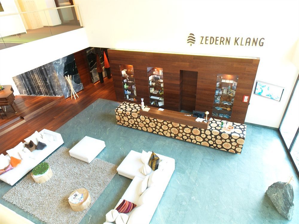 Spa Hotel Zedern Klang Hopfgarten in Defereggen Exterior photo